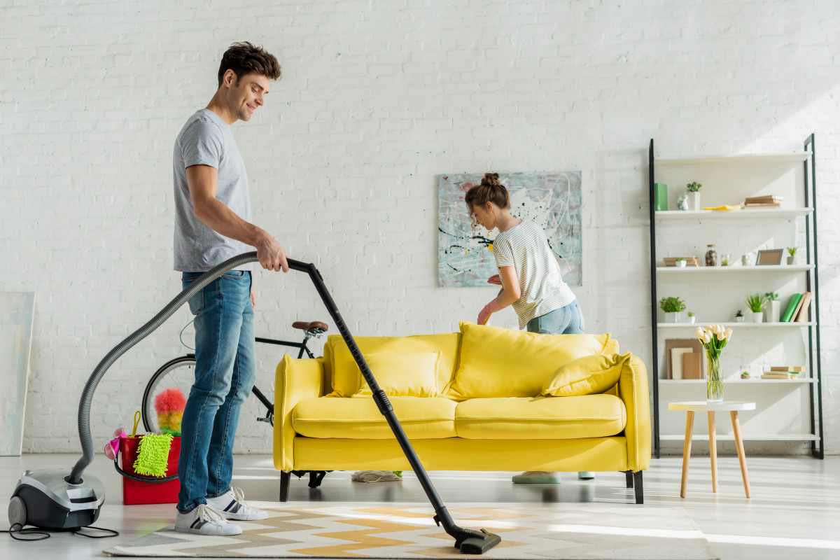 Evka 5 Bayan Temizlikçi